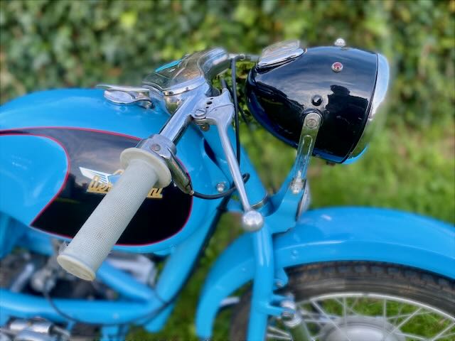 Aermacchi 125 U/N de 1954 – Prototipo, Rara Ligera Italiana, Estado Casi Perfecto